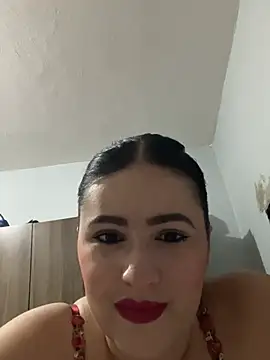 IvettSt  online show from 19, 7, 2026