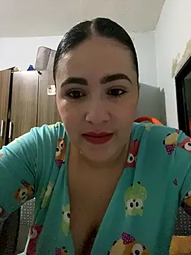 IvettSt  online show from 6, 1, 2026