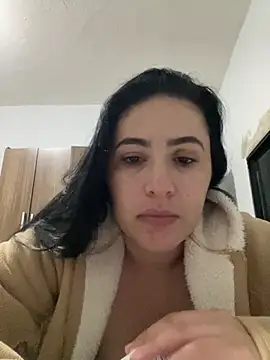 IvettSt  online show from 8, 6, 2026