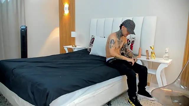 lilyth adam online show from 3, 11, 2025