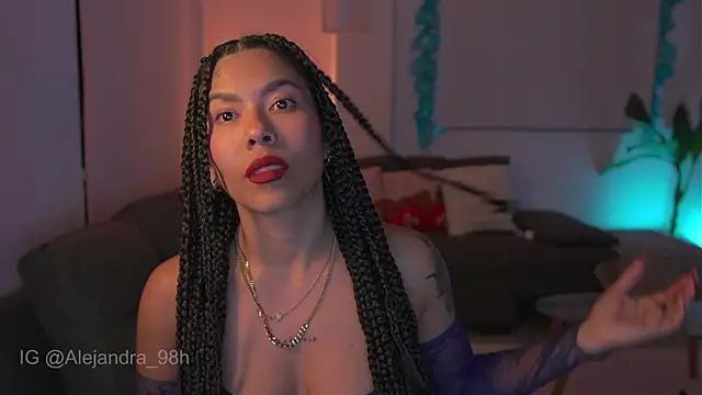 Snapshot of kyria_1 chatting on 20, 12, 2025 kyria 1 online show from 20, 12, 2025