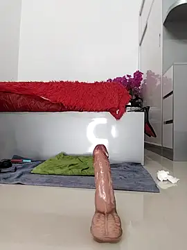 Jess-Thuy online show from 15, 11, 2025