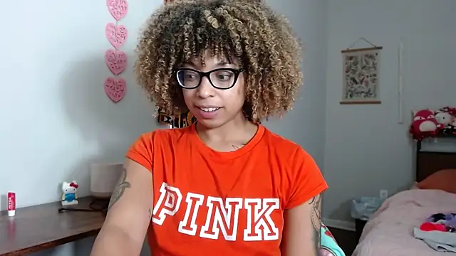 Cherribombzz online show from 17, 2, 2026