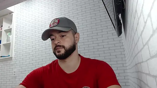 BombeiroHotx online show from 5, 12, 2025