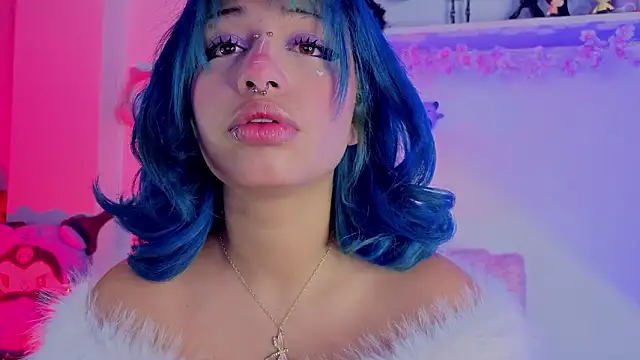 zoelight18 online show from 2, 2, 2026