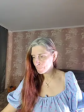 Snapshot of CandiCole chatting on 5, 6, 2026 CandiCole online show from 5, 6, 2026