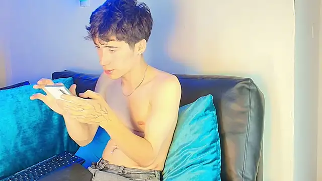  DantFox  online show from 18, 11, 2025