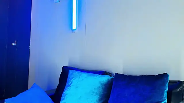  DantFox  online show from 17, 10, 2025