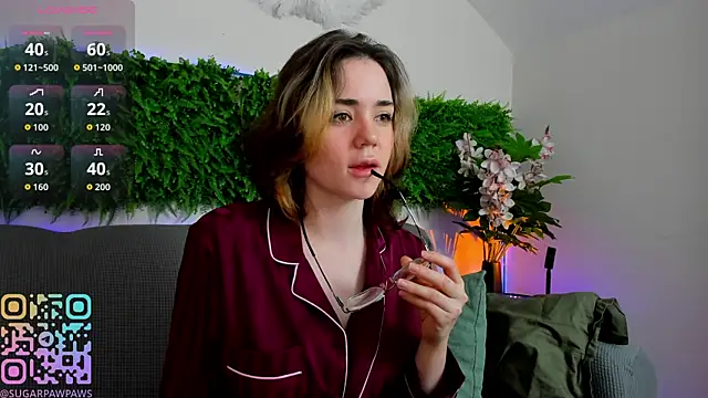 Sunny Teaze online show from 2, 11, 2025