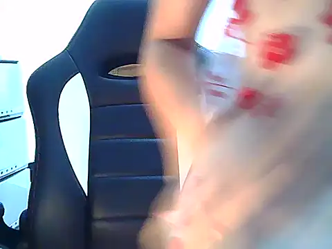 lovelynie123 online show from 24, 9, 2025