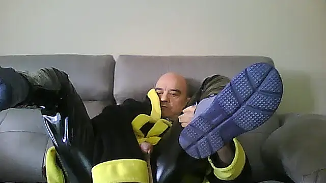 Snapshot of geli45 chatting on 19, 2, 2026 geli45 online show from 19, 2, 2026