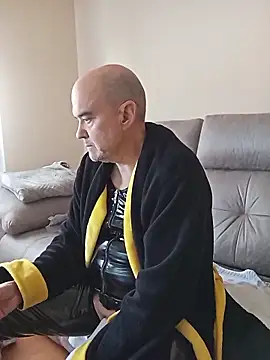 Snapshot of geli45 chatting on 6, 2, 2026 geli45 online show from 6, 2, 2026