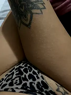 Darkfemminineenergy22 online show from 27, 11, 2025