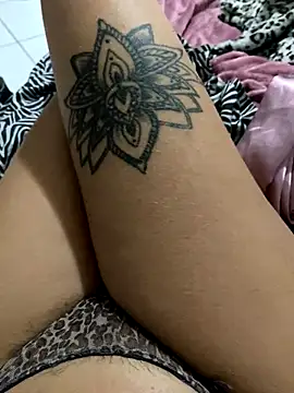 Darkfemminineenergy22 online show from 1, 12, 2025