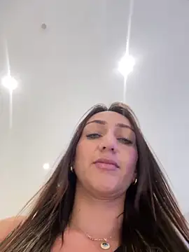 Ninabigtitied online show from 18, 12, 2025