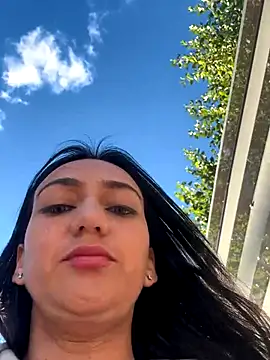 Ninabigtitied online show from 23, 9, 2025