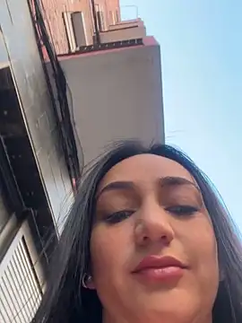 Ninabigtitied online show from 19, 9, 2025