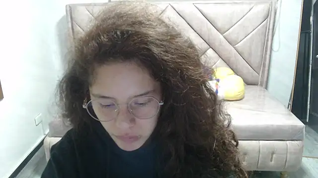 Velvet Moon V online show from 11, 11, 2025