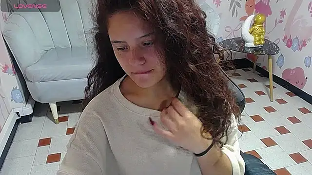 Velvet Moon V online show from 4, 3, 2026