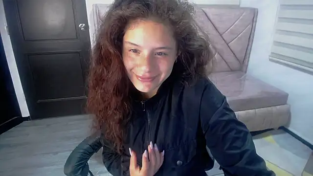 Velvet Moon V online show from 8, 10, 2025