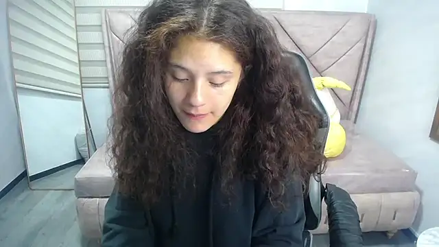 Velvet Moon V online show from 24, 9, 2025