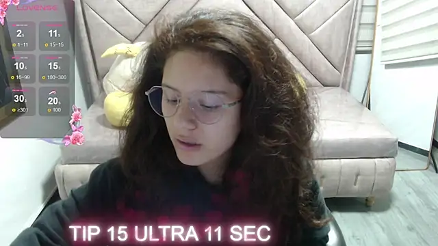 Velvet Moon V online show from 19, 12, 2025