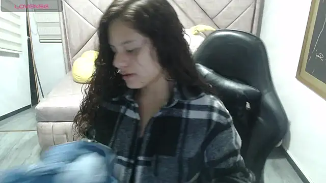 Velvet Moon V online show from 19, 1, 2026