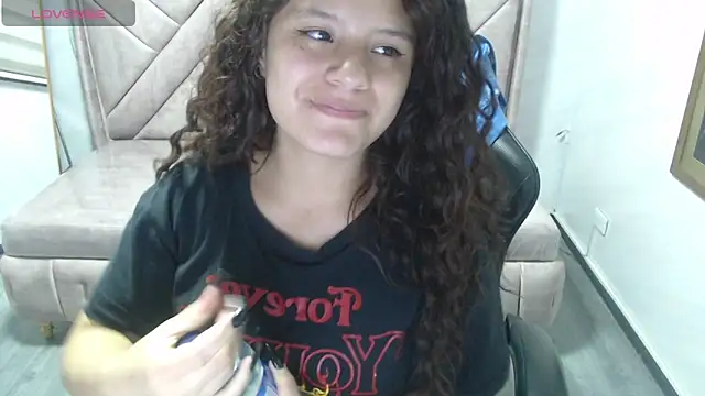 Velvet Moon V online show from 5, 2, 2026