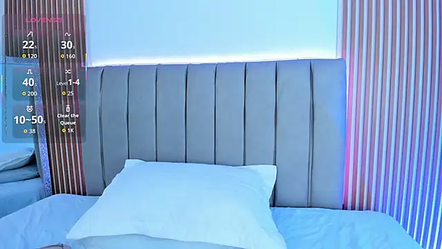 naishaa  online show from 28, 10, 2025