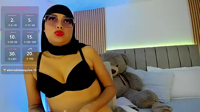 naishaa  online show from 16, 10, 2025