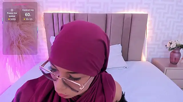 naishaa  online show from 18, 3, 2026