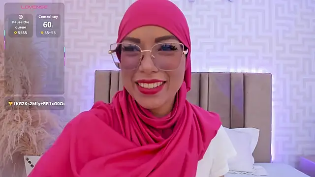 Snapshot of naishaa_ chatting on 29, 6, 2026 naishaa online show from 29, 6, 2026
