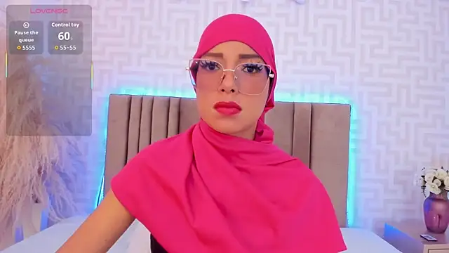 Snapshot of naishaa_ chatting on 10, 6, 2026 naishaa online show from 10, 6, 2026