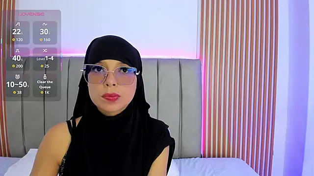 naishaa  online show from 20, 10, 2025