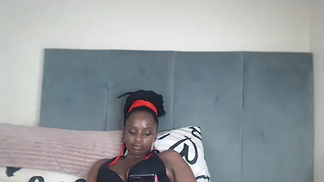 Jah-Queen online show from 19, 10, 2025