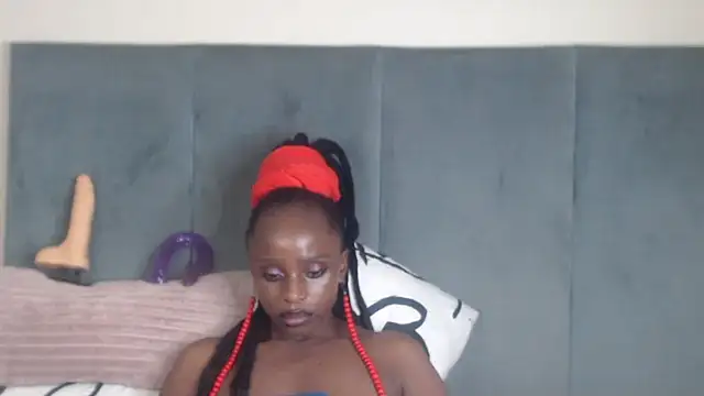 Jah-Queen online show from 6, 11, 2025