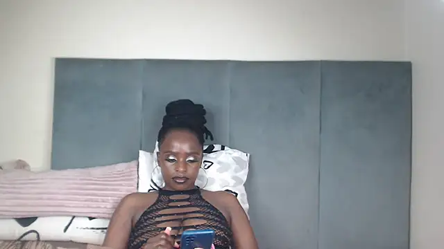 Snapshot of Jah-Queen chatting on 4, 4, 2026 Jah-Queen online show from 4, 4, 2026