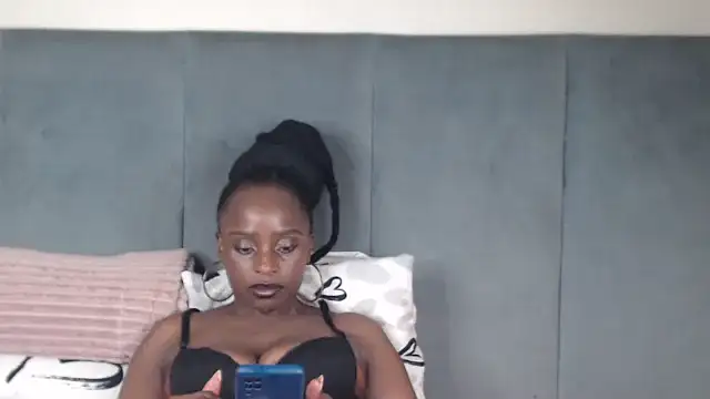 Jah-Queen online show from 6, 1, 2026