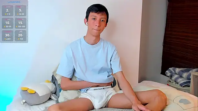 philip twinkk online show from 4, 12, 2025