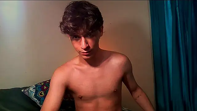 RoberthAlv online show from 18, 9, 2025