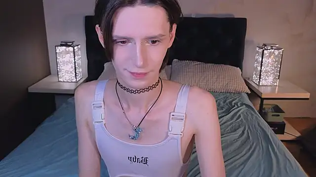 madi snow online show from 20, 9, 2025