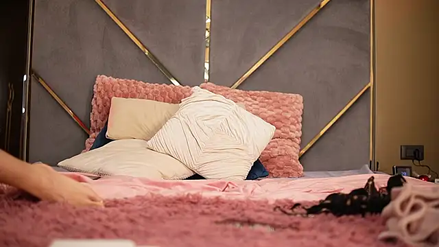  ChloeLee  online show from 19, 3, 2026