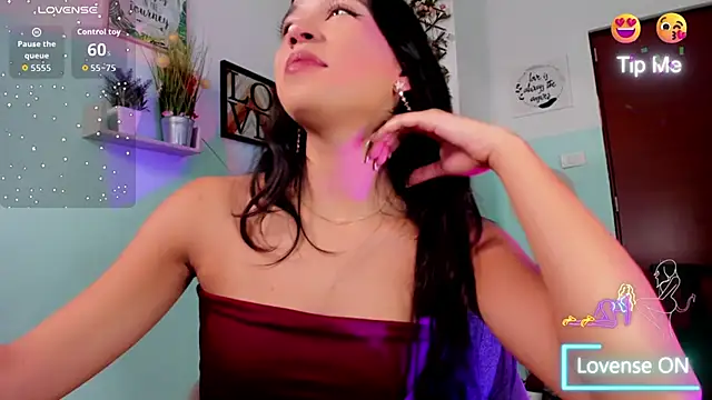 Elsa Pataky online show from 8, 10, 2025