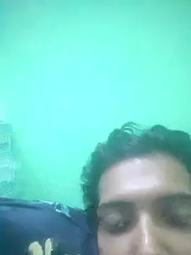 Snapshot of RohitHot122 chatting on 8, 11, 2025 RohitHot122 online show from 8, 11, 2025