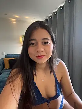 Snapshot of Lily_June chatting on 2, 11, 2025 Lily June online show from 2, 11, 2025