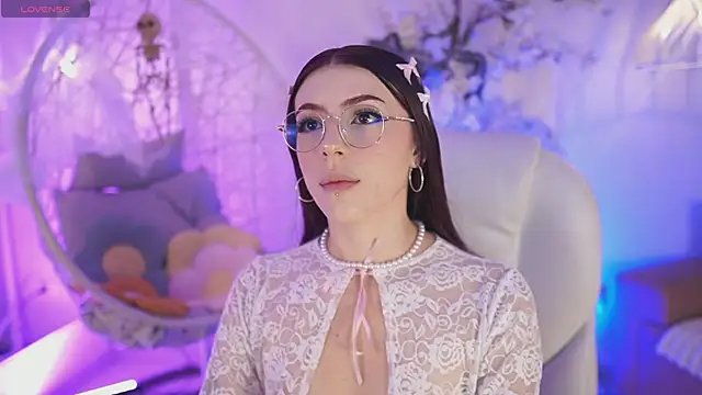 JadeSummerr online show from 4, 10, 2025