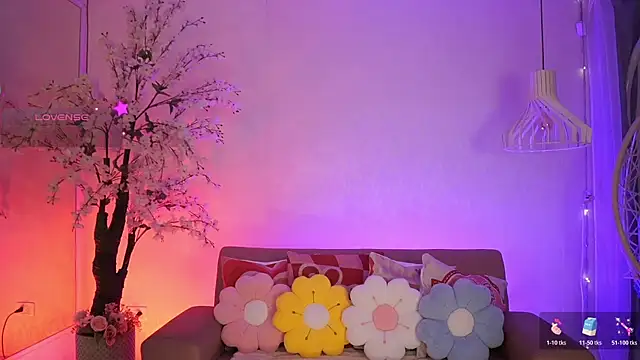 JadeSummerr online show from 2, 4, 2026