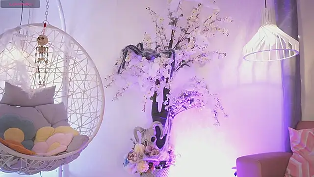 JadeSummerr online show from 6, 10, 2025