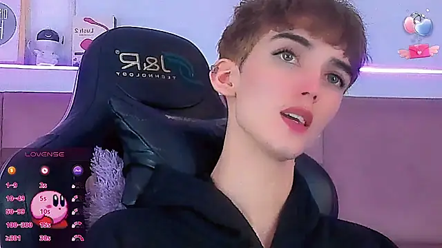 Baby FenixTS online show from 14, 2, 2026