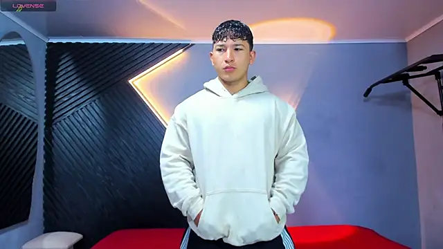 Horny nick18 online show from 27, 5, 2026